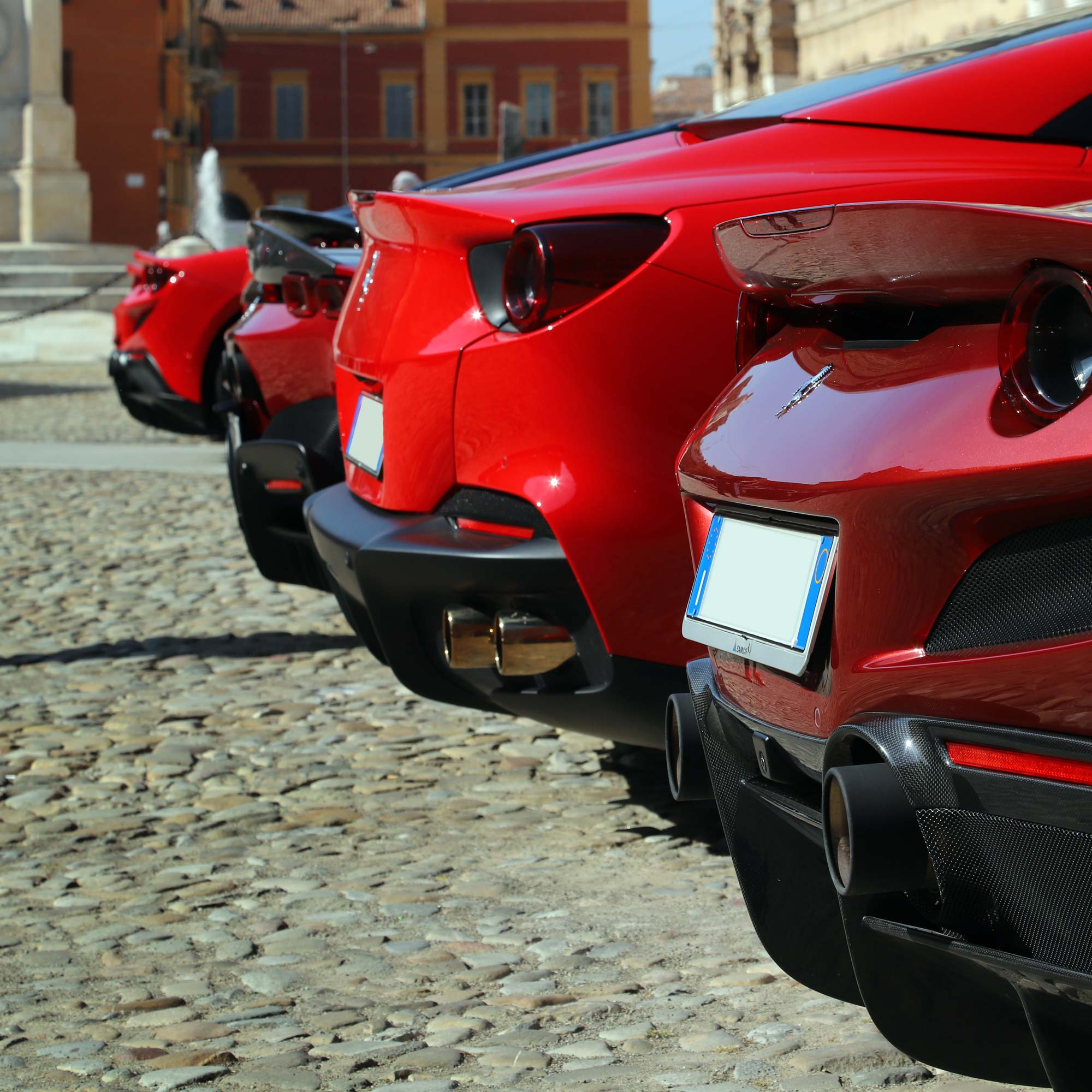 ferraiu_modena_soggiorno_motori_square